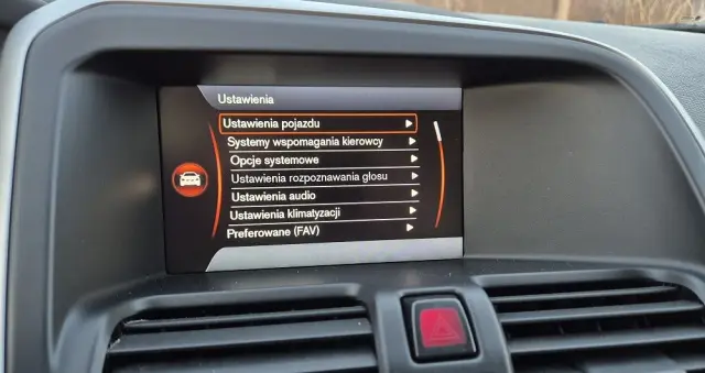 VOLVO XC 60 D4 RDesign