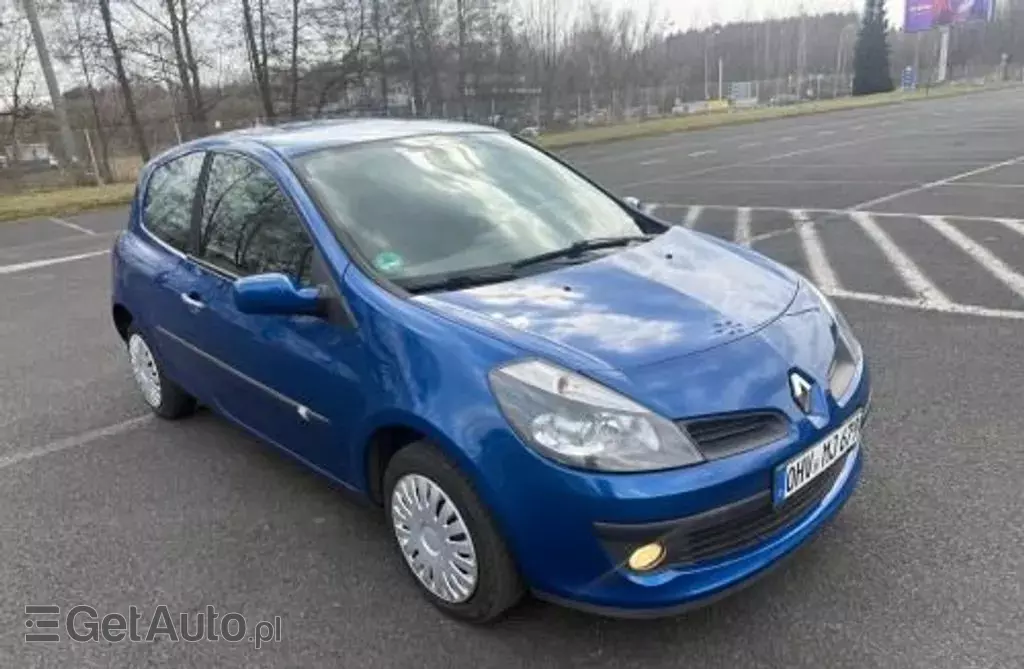 RENAULT Clio 