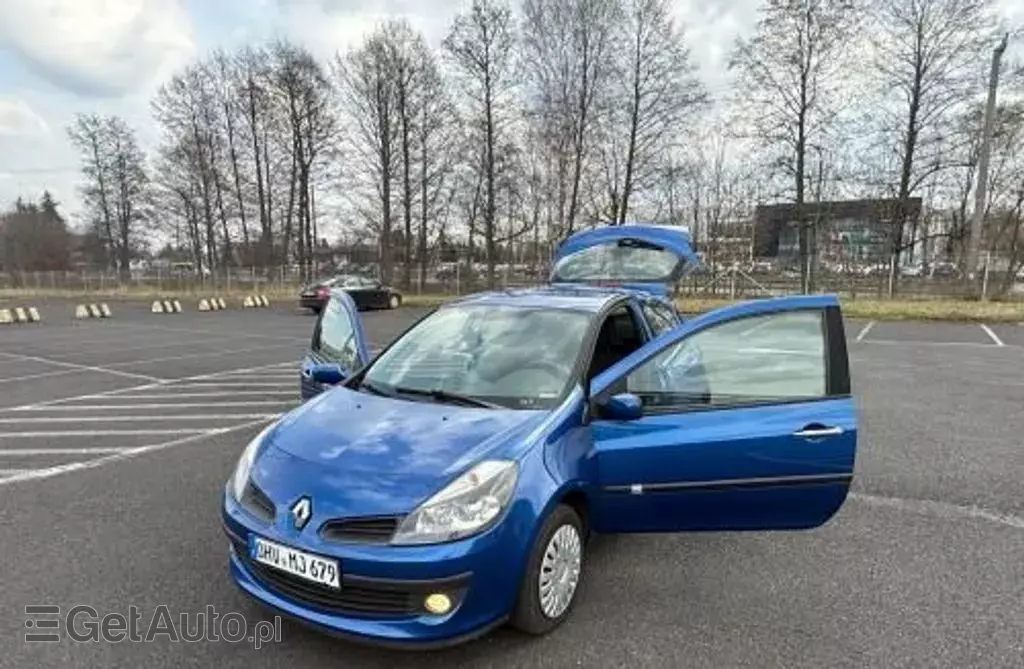 RENAULT Clio 