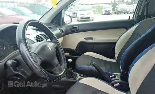 PEUGEOT 206 