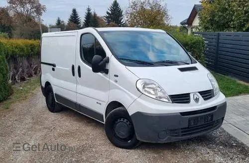 RENAULT Trafic 