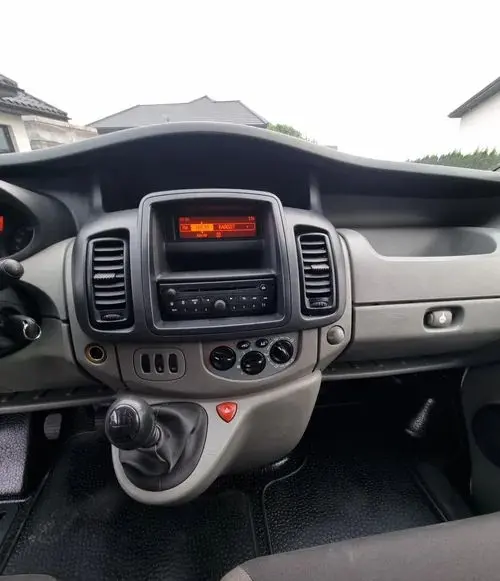 RENAULT Trafic 