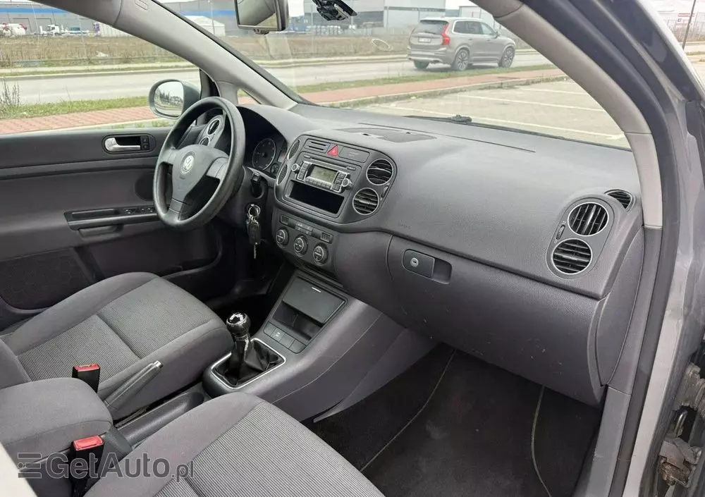 VOLKSWAGEN Golf Plus 