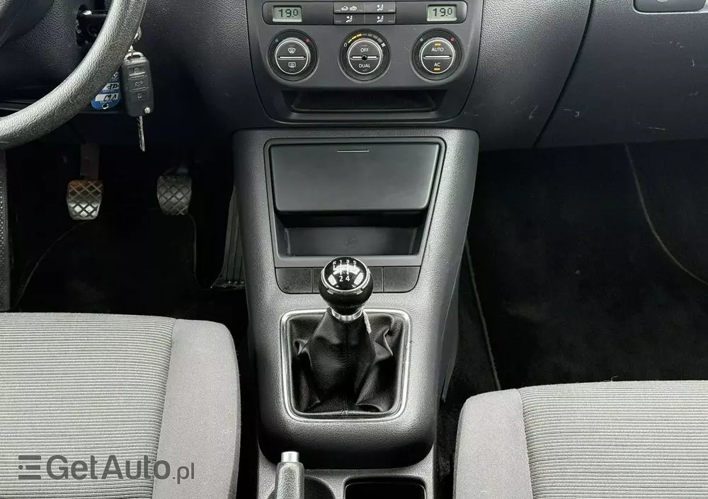 VOLKSWAGEN Golf Plus 