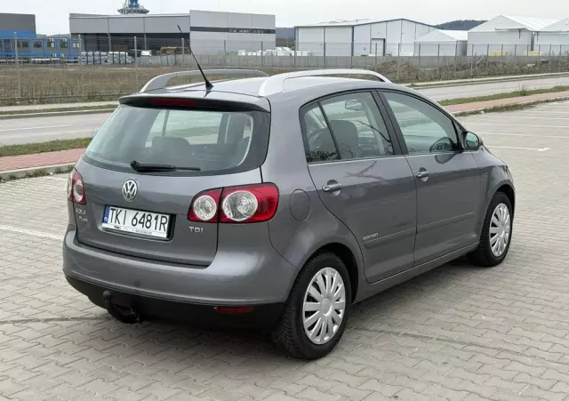 VOLKSWAGEN Golf Plus 