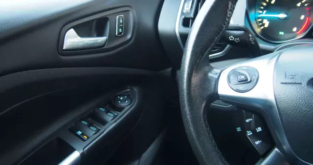 FORD Kuga 2.0 TDCi 4x4 Titanium