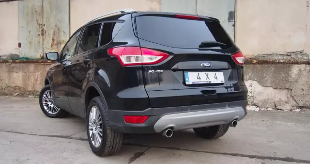 FORD Kuga 2.0 TDCi 4x4 Titanium