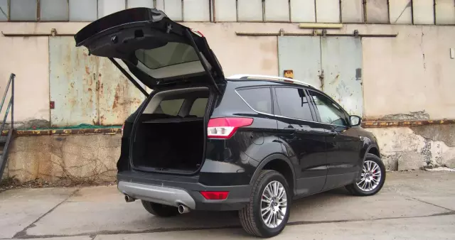 FORD Kuga 2.0 TDCi 4x4 Titanium