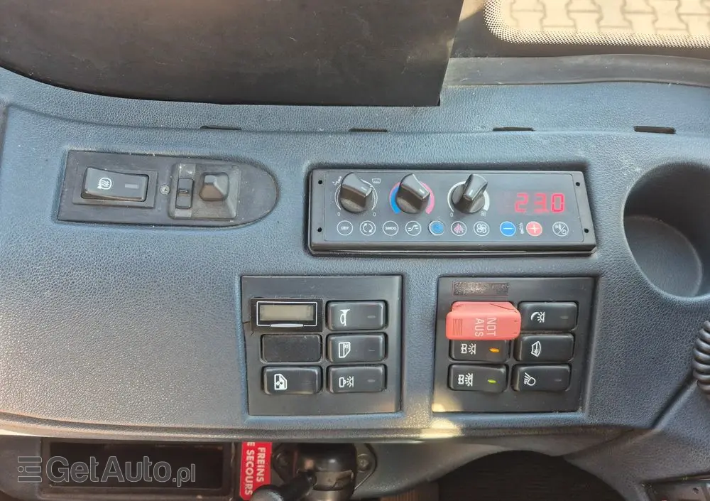 NEOPLAN TRENDLINER / SPROWADZONY / KLIMATYZACJA/ MANUAL 