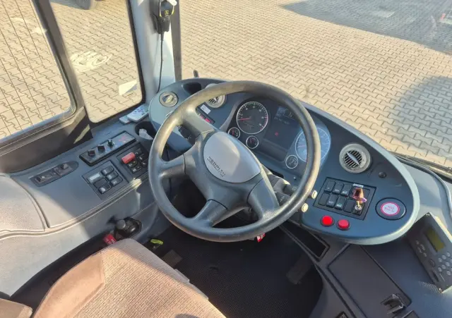 NEOPLAN TRENDLINER / SPROWADZONY / KLIMATYZACJA/ MANUAL 