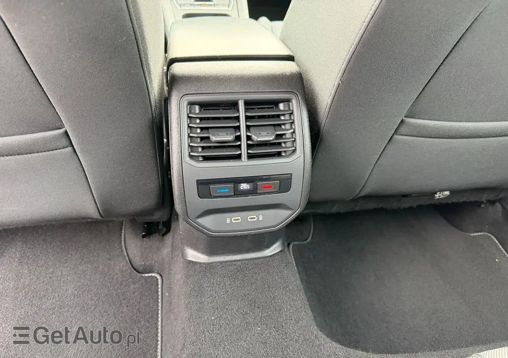 SEAT Leon 2.0 TDI DPF DSG Xcellence