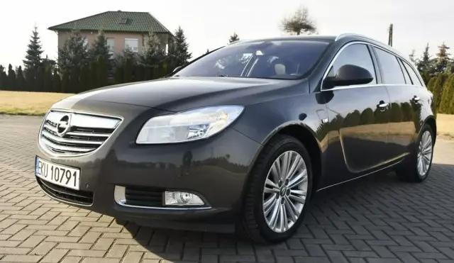OPEL Insignia 