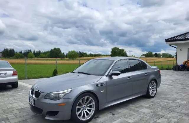 BMW M 5 