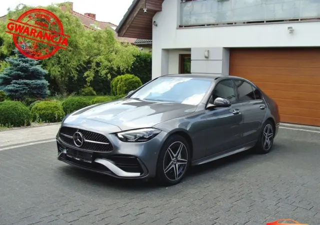 MERCEDES-BENZ Klasa C 300 e 9G-TRONIC Edition AMG Line