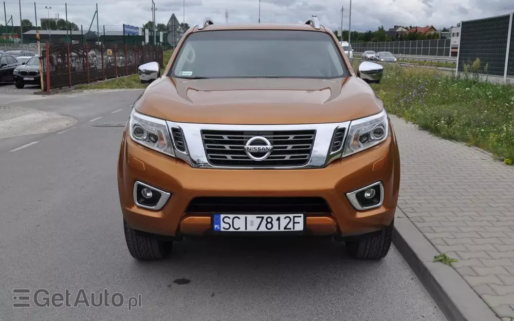 NISSAN Navara 2.5 D Platinum Long