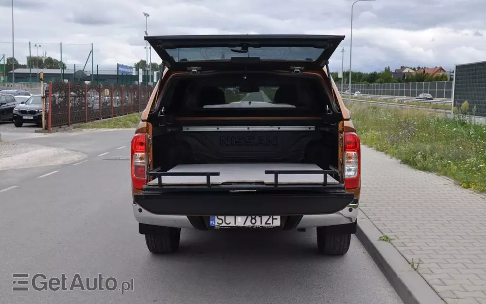 NISSAN Navara 2.5 D Platinum Long