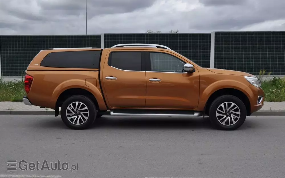 NISSAN Navara 2.5 D Platinum Long