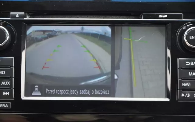 NISSAN Navara 2.5 D Platinum Long