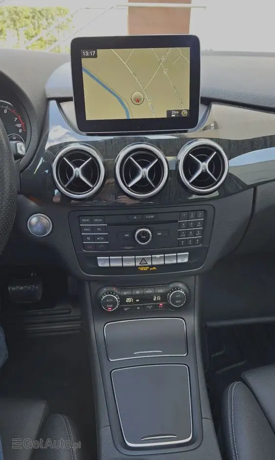 MERCEDES-BENZ Klasa B 250 4-Matic AMG Line