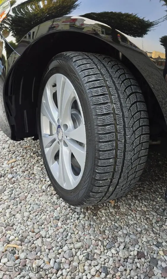 MERCEDES-BENZ Klasa B 250 4-Matic AMG Line