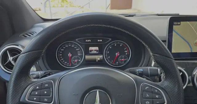 MERCEDES-BENZ Klasa B 250 4-Matic AMG Line