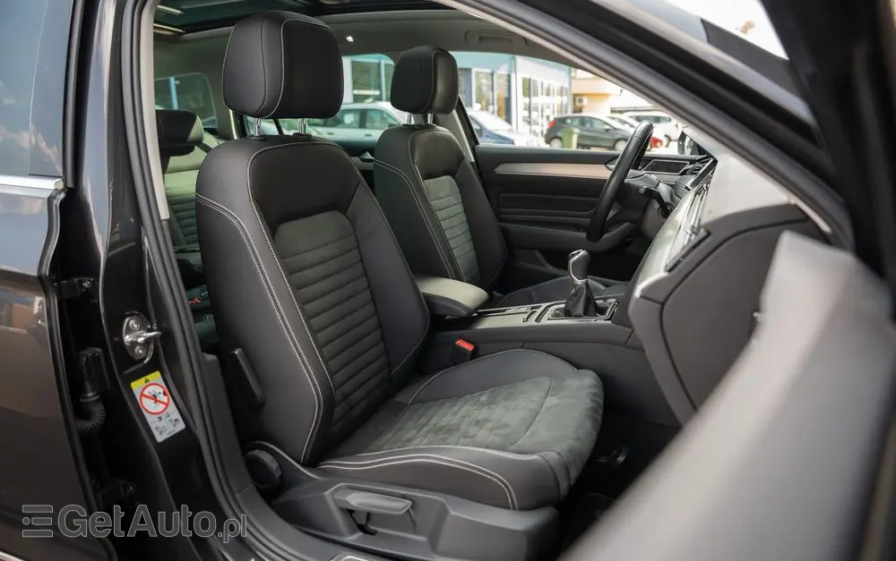 VOLKSWAGEN Passat 2.0 TDI (BlueMotion Technology) Highline