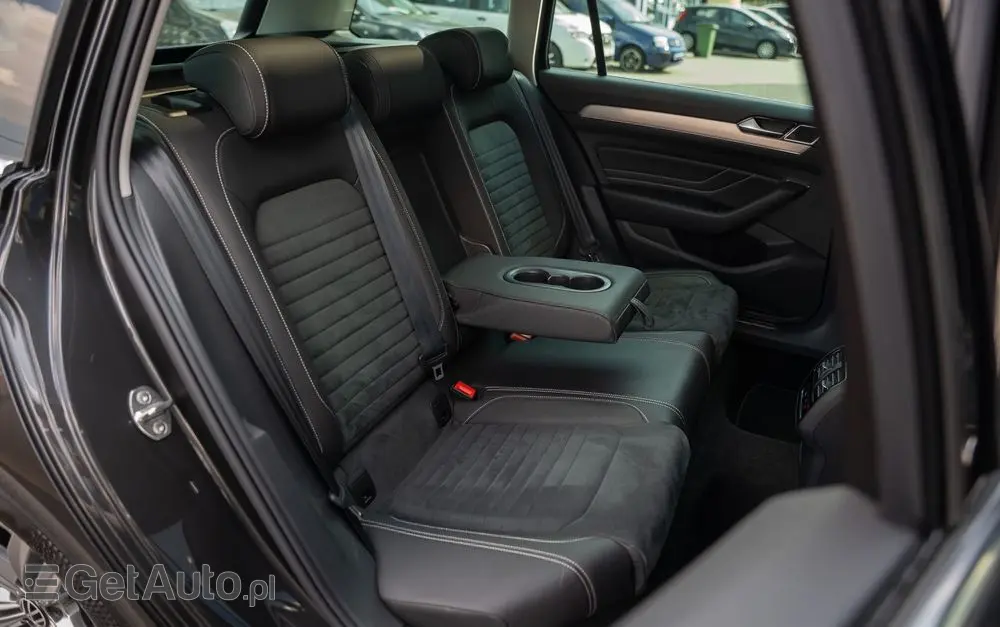 VOLKSWAGEN Passat 2.0 TDI (BlueMotion Technology) Highline