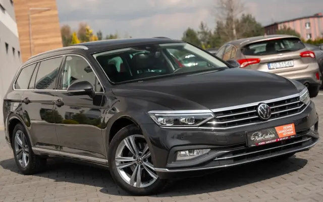 VOLKSWAGEN Passat 2.0 TDI (BlueMotion Technology) Highline
