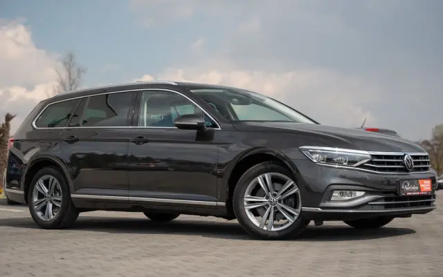 VOLKSWAGEN Passat 2.0 TDI (BlueMotion Technology) Highline