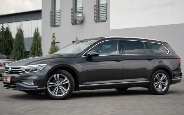 VOLKSWAGEN Passat 2.0 TDI (BlueMotion Technology) Highline