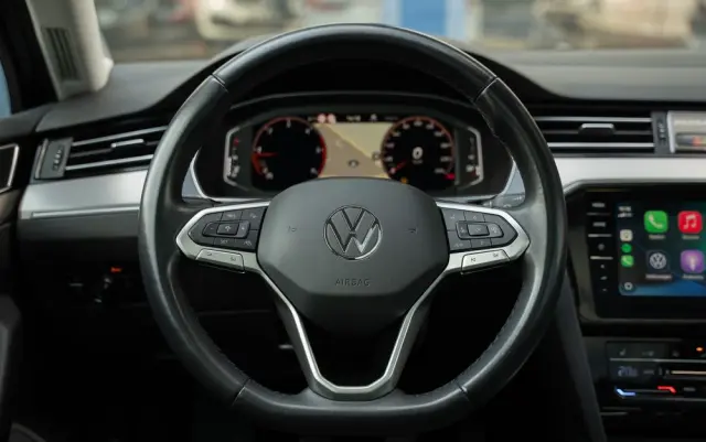 VOLKSWAGEN Passat 2.0 TDI (BlueMotion Technology) Highline