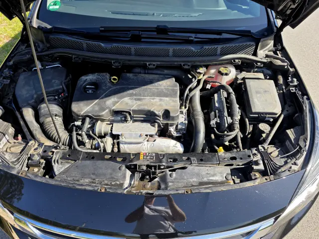 OPEL Astra Sport