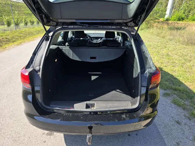 OPEL Astra Sport