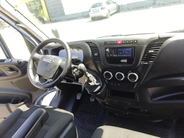 IVECO Daily 