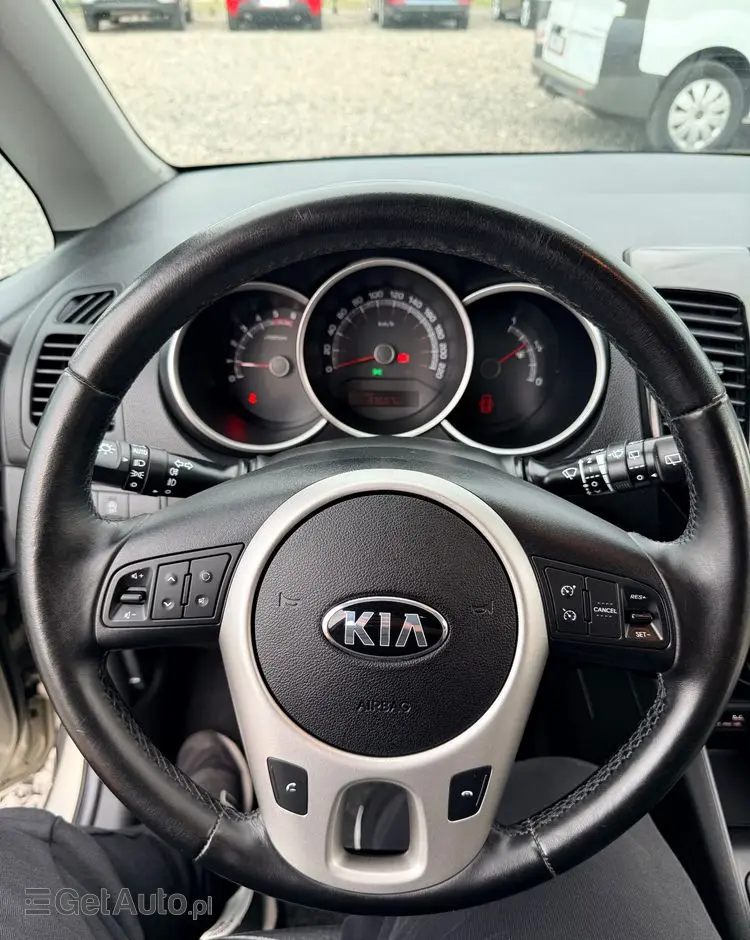 KIA Venga 1.6 CRDi 128 Platinum Edition