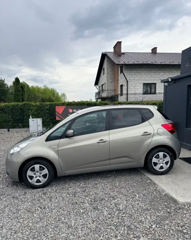 KIA Venga 1.6 CRDi 128 Platinum Edition