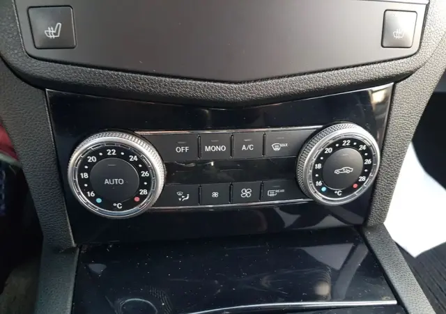 MERCEDES-BENZ Klasa C 200 Kompressor Avantgarde