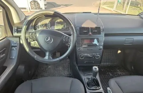 MERCEDES-BENZ Klasa A 