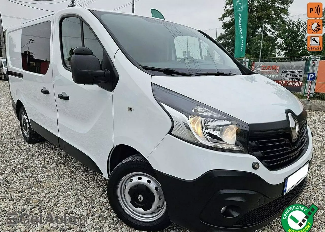 RENAULT Trafic 
