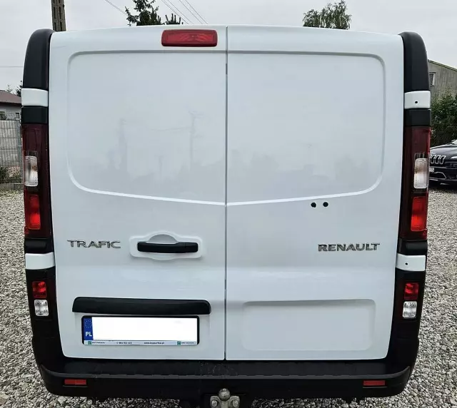 RENAULT Trafic 