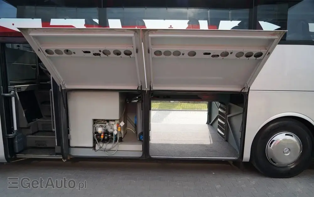 MERCEDES-BENZ TOURISMO RHD-M / EURO 6 / SPROWADZONY / 