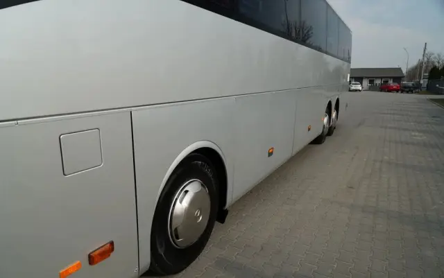 MERCEDES-BENZ TOURISMO RHD-M / EURO 6 / SPROWADZONY / 