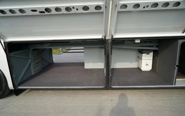 MERCEDES-BENZ TOURISMO RHD-M / EURO 6 / SPROWADZONY / 