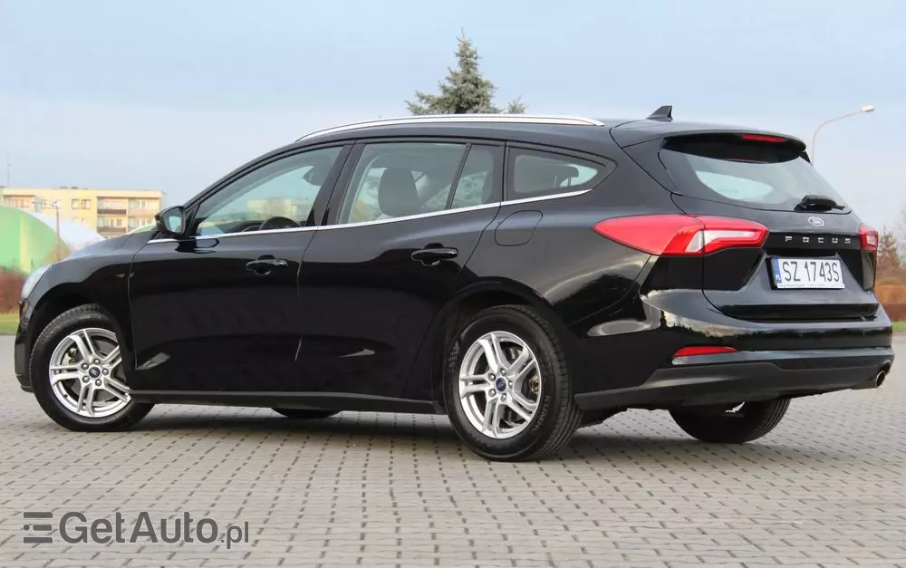 FORD Focus 1.0 EcoBoost Titanium