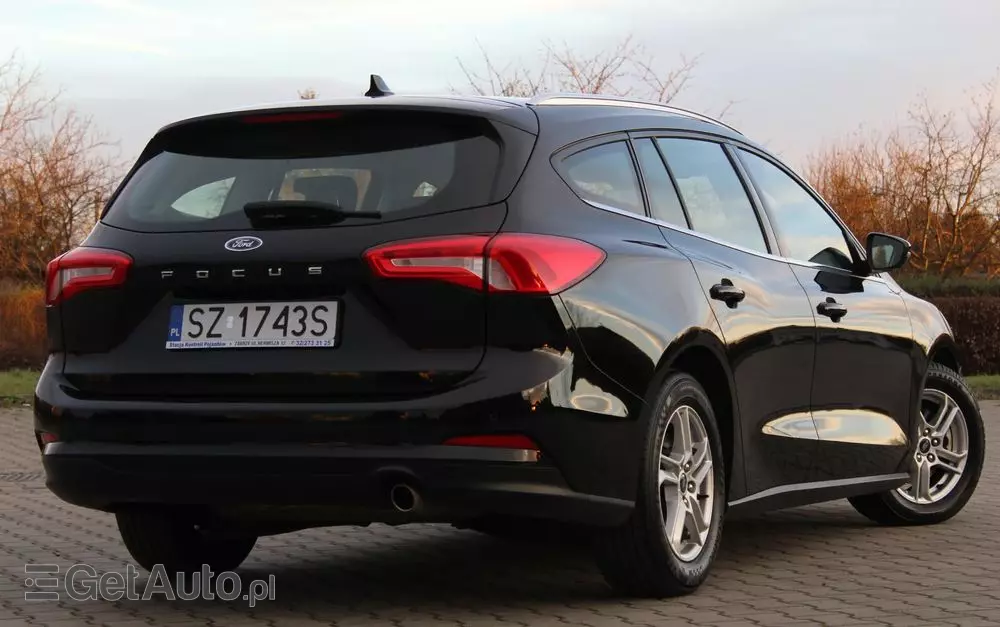 FORD Focus 1.0 EcoBoost Titanium