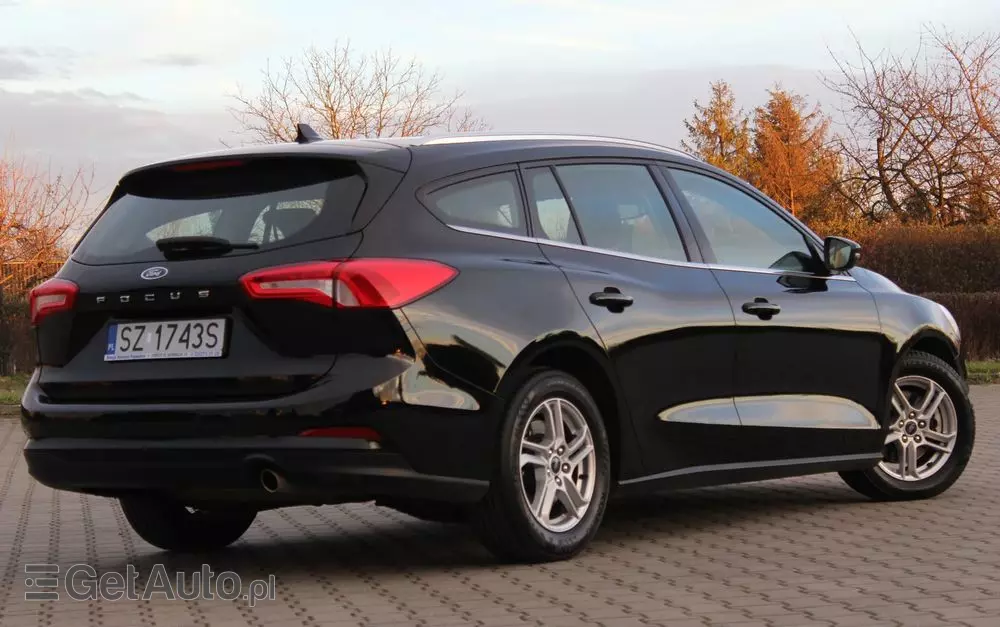 FORD Focus 1.0 EcoBoost Titanium