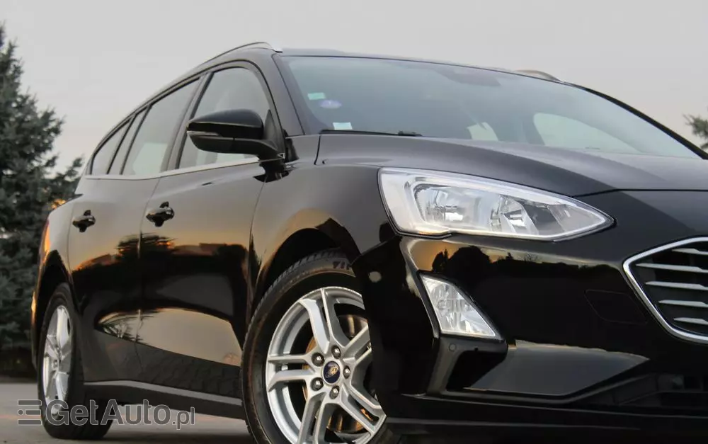 FORD Focus 1.0 EcoBoost Titanium