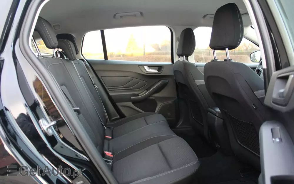 FORD Focus 1.0 EcoBoost Titanium