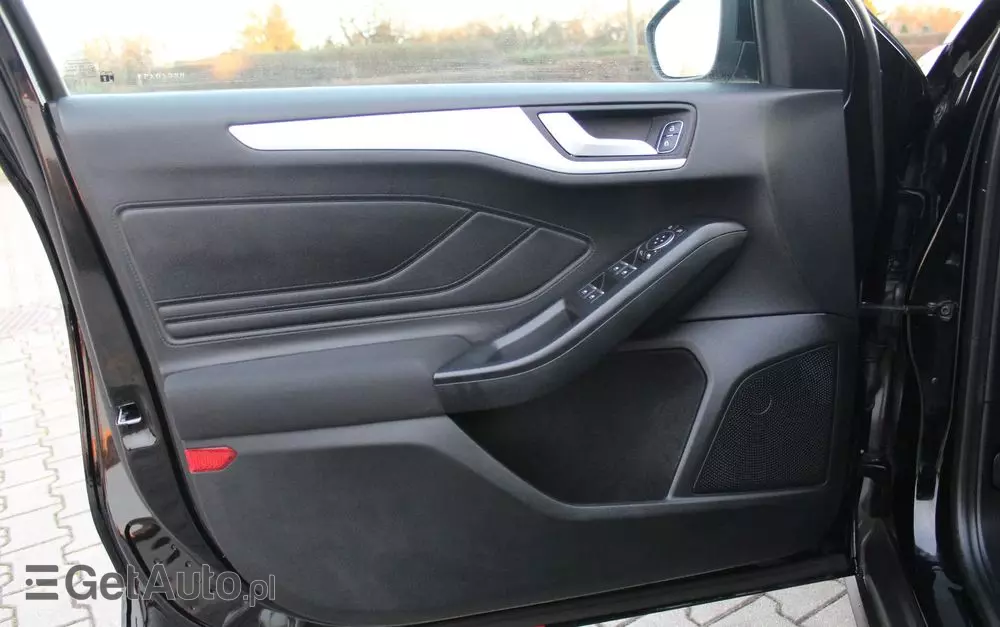 FORD Focus 1.0 EcoBoost Titanium