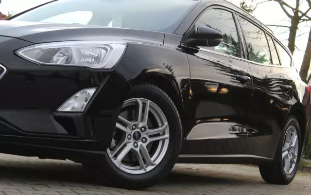 FORD Focus 1.0 EcoBoost Titanium